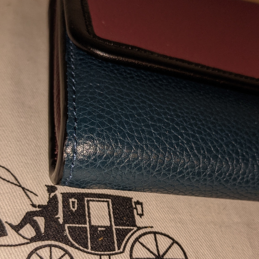 **SOLD**Coach Crossbody - Picture 5 of 10